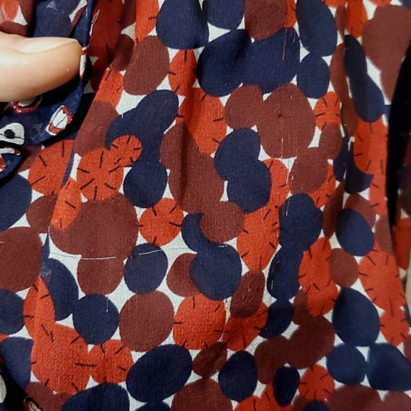 Diane Von Furstenberg 100% silk sleeveless top. Scarf. Red, navy blue. Size M. - Picture 11 of 14